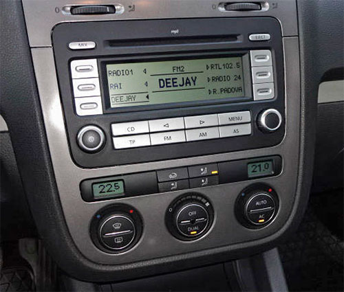 VW Golf V Radio 2008