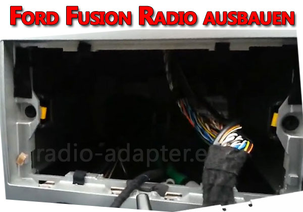 Ford-Fusion-Radio-ausbauen