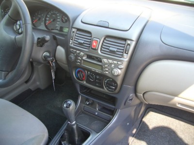 Nissan Almera Radio