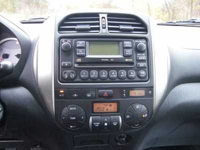 Toyota RAV 4 Radio